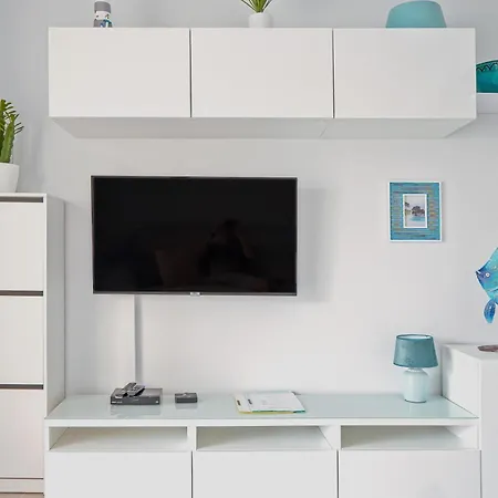 Kate Duque Fantastic With Lovely Pool Costa Adeje (Tenerife)