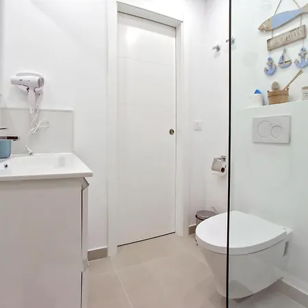 Apartman Kate Duque Fantastic With Lovely Pool