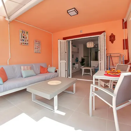 Kate Duque Fantastic With Lovely Pool Costa Adeje